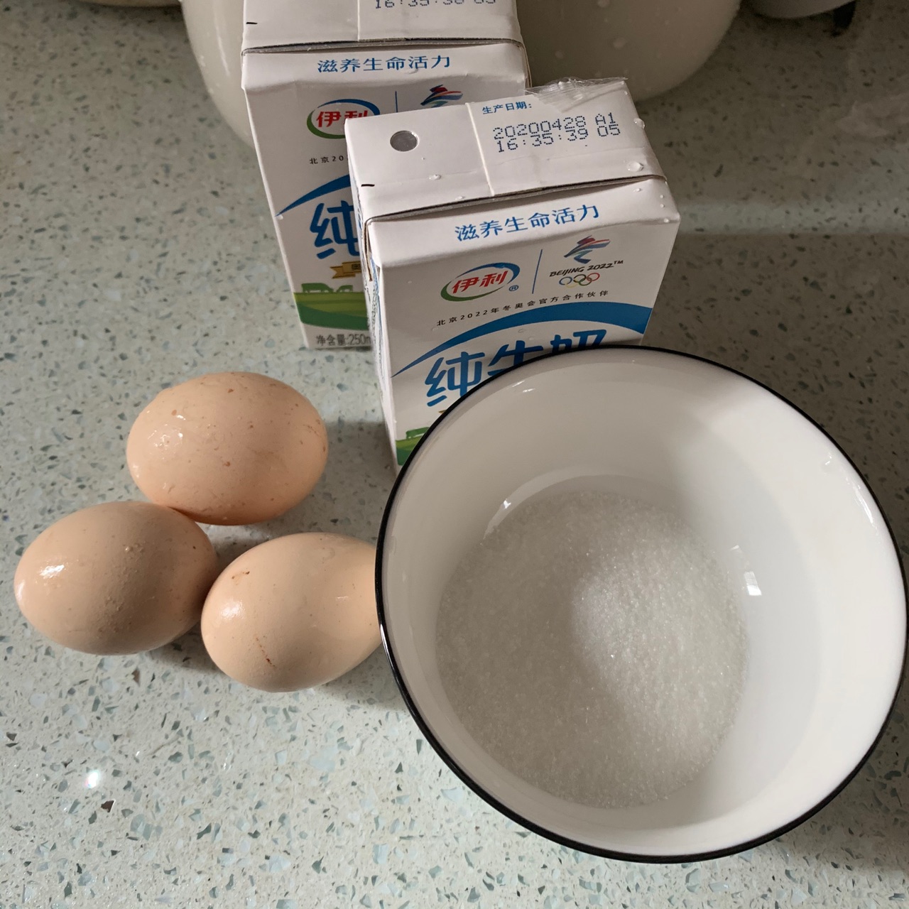 红豆牛奶炖蛋的做法_【图解】红豆牛奶炖蛋怎么做如何做好吃_红豆牛奶炖蛋家常做法大全_公子amanda_豆果美食