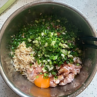 青菜肉饺子的做法图解2