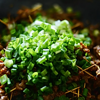 大人小孩都爱-莎吉亚小编特别推荐牙签牛肉的做法图解8