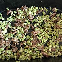 #“果”然有道#肉末豆角的做法图解6