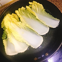 白菜鸡肉包的做法图解1