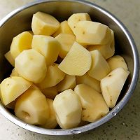 小土豆油焖五花肉的做法图解2