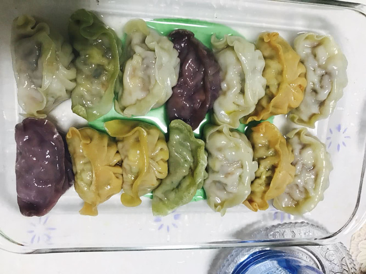 牛肉胡萝卜玉米馅饺子的做法