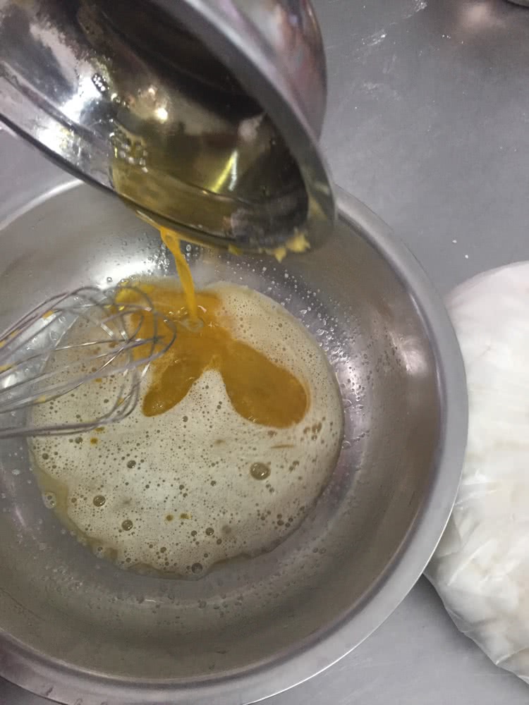 芝麻薄饼的做法图解2