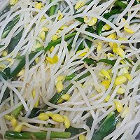 春节营养素菜之一    翠绿银芽的做法图解1