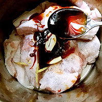极致美味随心做——烤猪颈肉的做法图解4