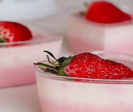 #安佳一口“新”年味#情人节限定雪域草莓双色奶冻的做法