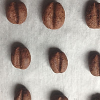 香醇浓郁的巧克力咖啡豆饼干的做法图解10