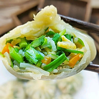 韭菜粉丝包(饺子皮版)#冰箱剩余食材大改造#的做法图解5