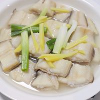 #减一点更好#鲜嫩又营养，清蒸龙利鱼的做法图解4