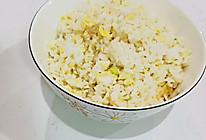 鸡蛋炒大米的做法