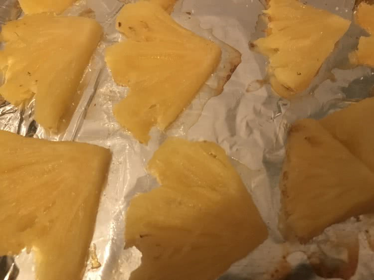 烤菠萝的做法