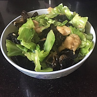 卷心菜炒黑木耳油面筋的做法图解4