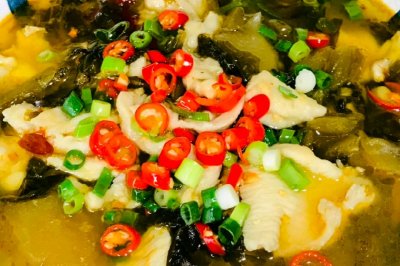 酸菜鸡片