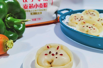 【蒸】玉兔卡通彩蔬猪肉蒸饺