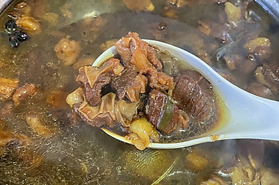 红烧牛腩