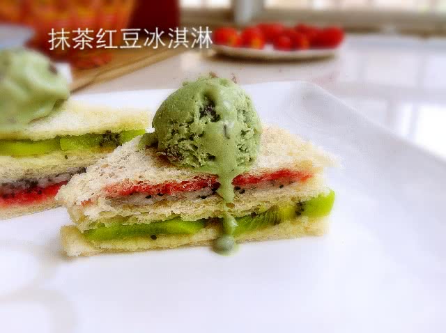 抹茶红豆冰淇淋