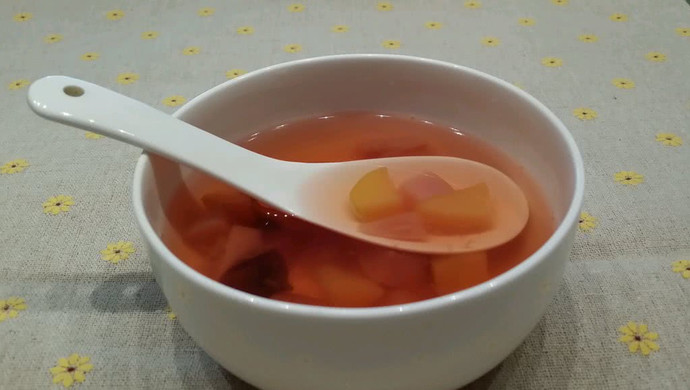 山楂桃子大酸杏糖水（健胃消食）
