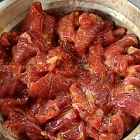 #年在一起 鲜才够味#杂蔬牛肉过油肉的做法图解2