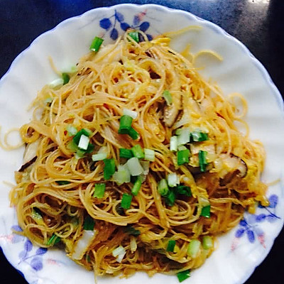 饭菜两吃---白菜炒米线