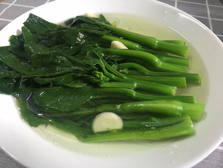 盐水菜心.3分钟搞定的做法