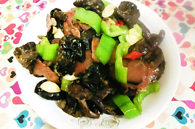 辣炒腊肉蘑菇