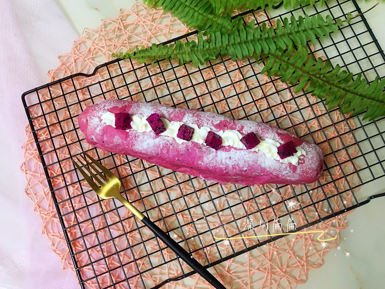 火龙果面包的做法