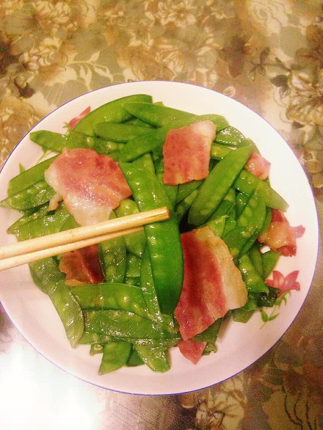 培根炒荷兰豆的做法图解6