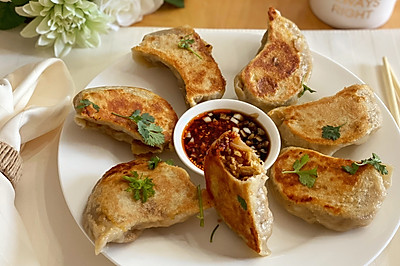 包菜鸡蛋煎饺