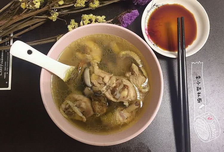 蚝豉干香菇鸡肉汤的做法