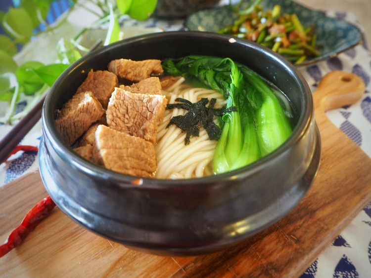 清炖牛肉乌冬面的做法