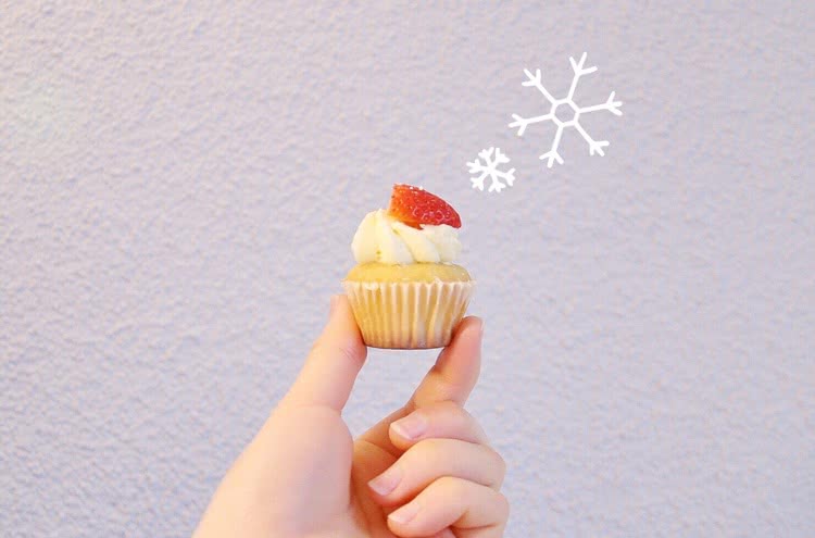 奶油霜纸杯蛋糕 yellow cupcake的做法图解12
