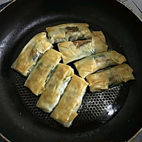 #肉食者联盟#虾仁春卷的做法图解11