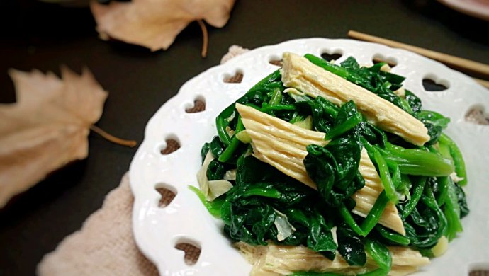 腐竹拌菠菜