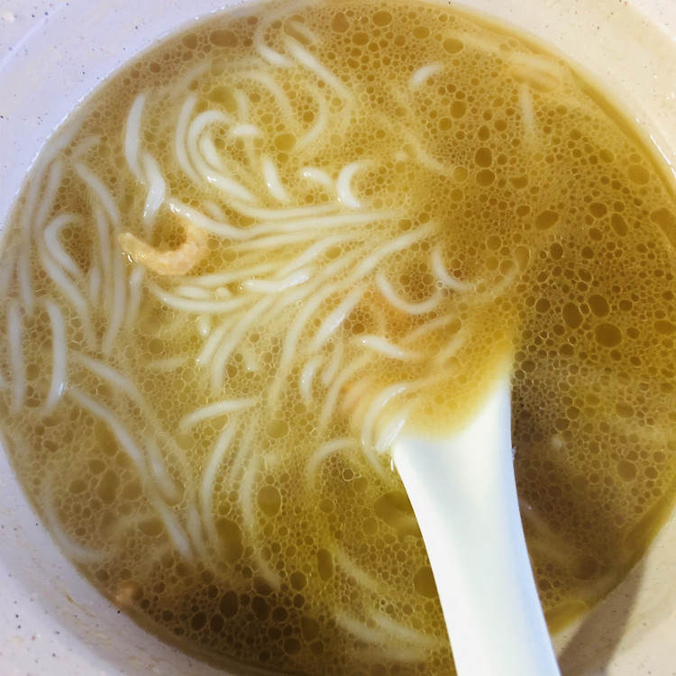 清汤海米米线的做法