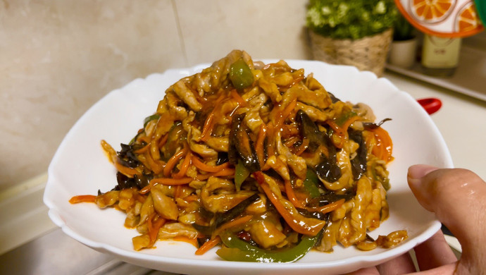 鱼香肉丝拌饭