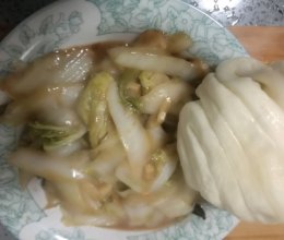 家常酸辣白菜的做法