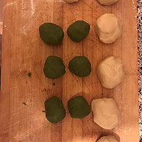 抹茶红豆蛋黄酥的做法图解7