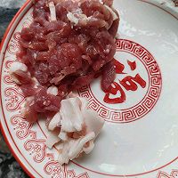 #春天的鲜味#肉丝炒香干的做法图解1