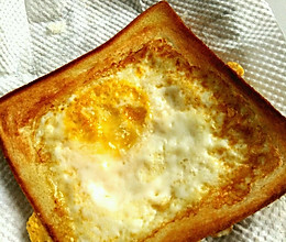 黄金煎蛋面包的做法
