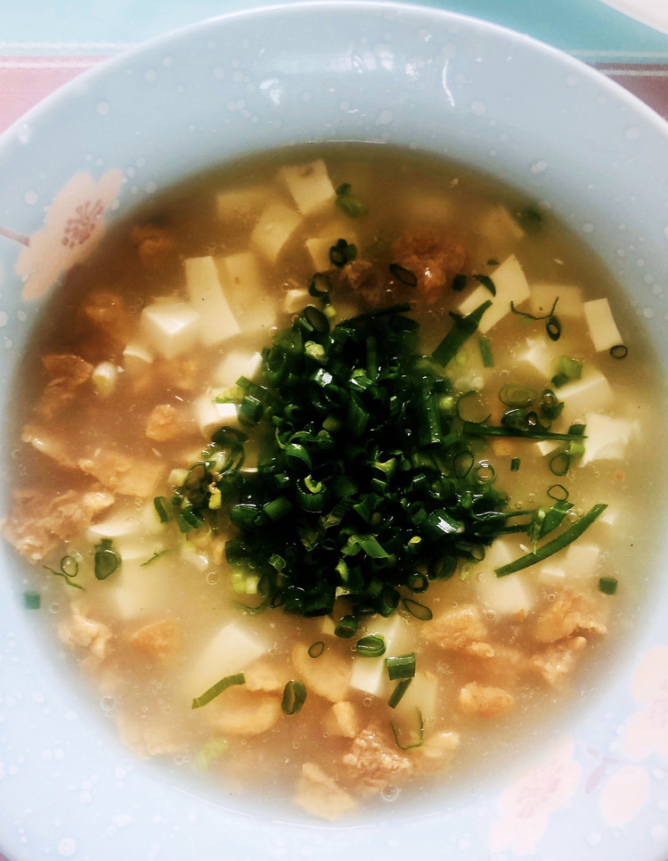 狮家油渣豆腐羮的做法