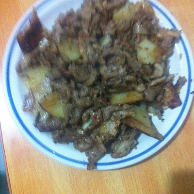 土豆炕羊肉
