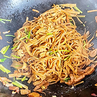 #向往的生活 就是外婆乡#肉丝炒豆腐皮的做法图解9