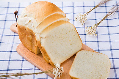 面包机做面包的方法（鸡蛋牛奶吐司）