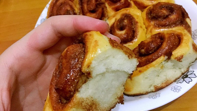 肉桂红糖面包