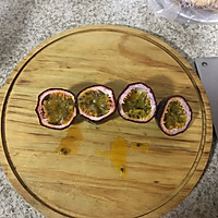 百香果蜂蜜茶的做法图解2