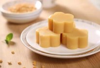 自制豌豆黄，简单好做，甜甜入口即化的做法