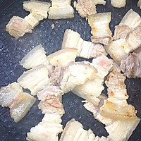 舍得家【香菇豆干回锅肉】的做法图解2