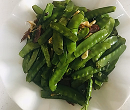 荷兰豆炒腊肠的做法
