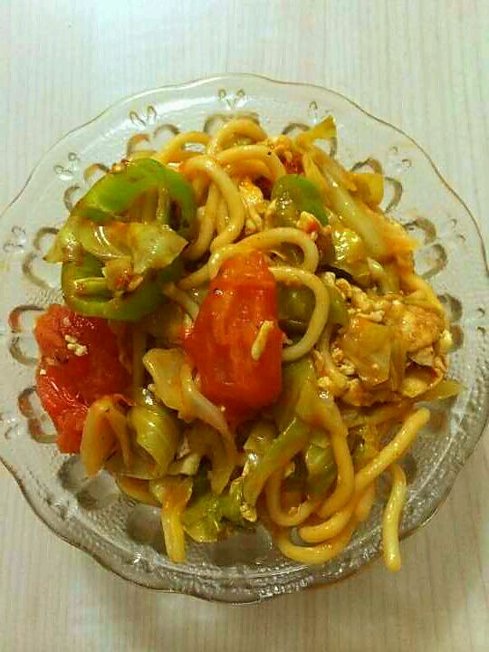 西红柿鸡蛋炒面